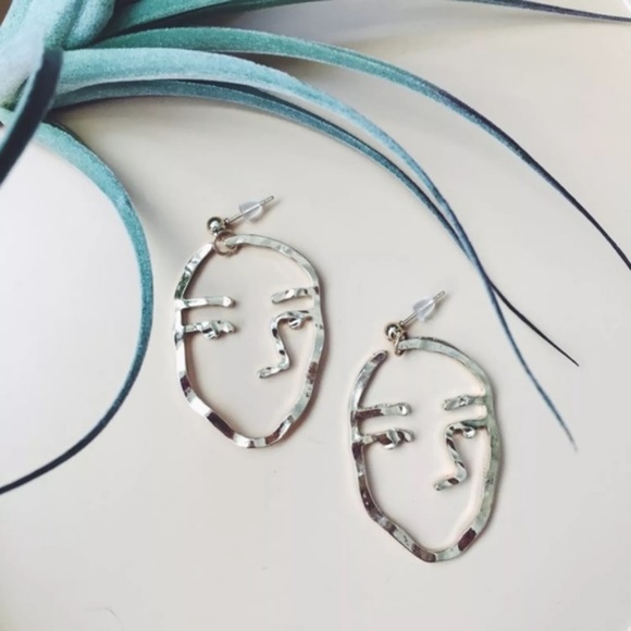 Reformation Jewelry - Gold Sister Face Earrings